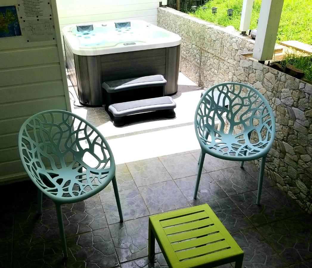 Villa Cana Et Son Spa A Terre De Haut מראה חיצוני תמונה