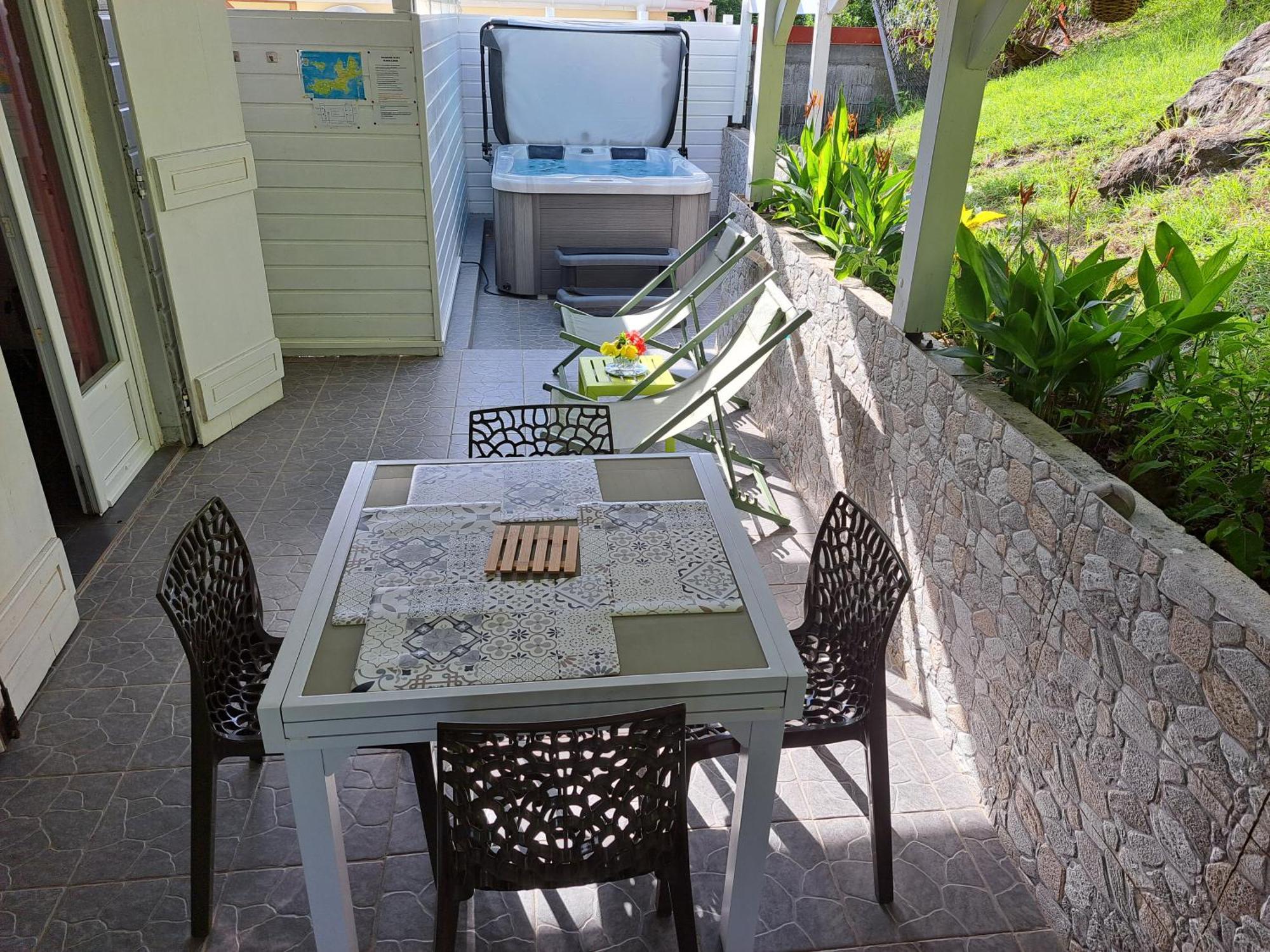 Villa Cana Et Son Spa A Terre De Haut מראה חיצוני תמונה