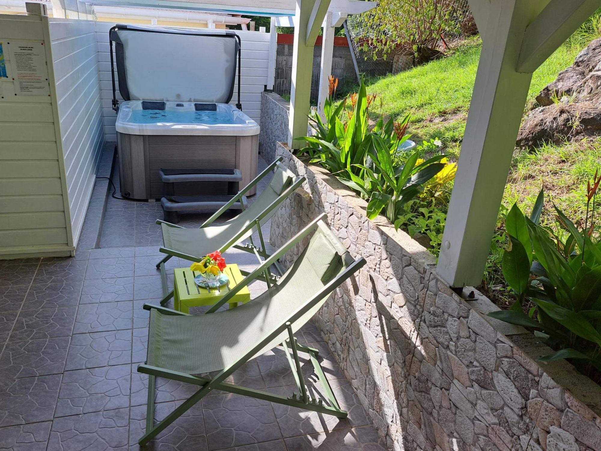 Villa Cana Et Son Spa A Terre De Haut מראה חיצוני תמונה